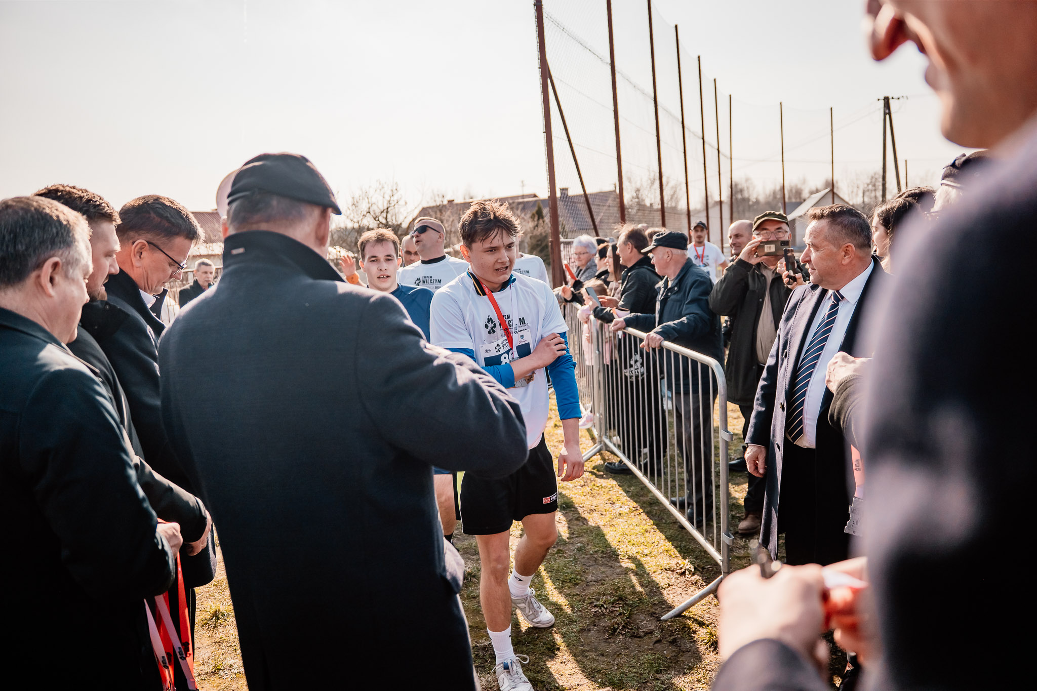 643927231 1347772987378089 6031450905512612236 N