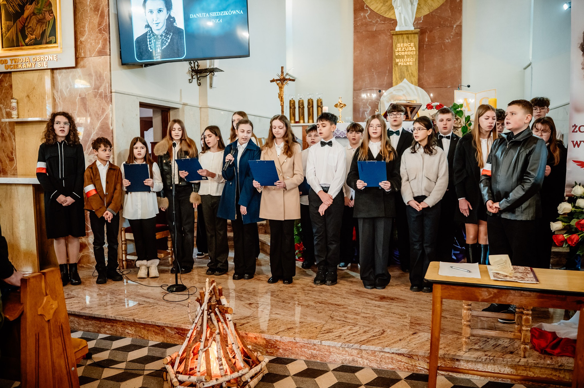 643930555 1347529664069088 1151272939094495393 N