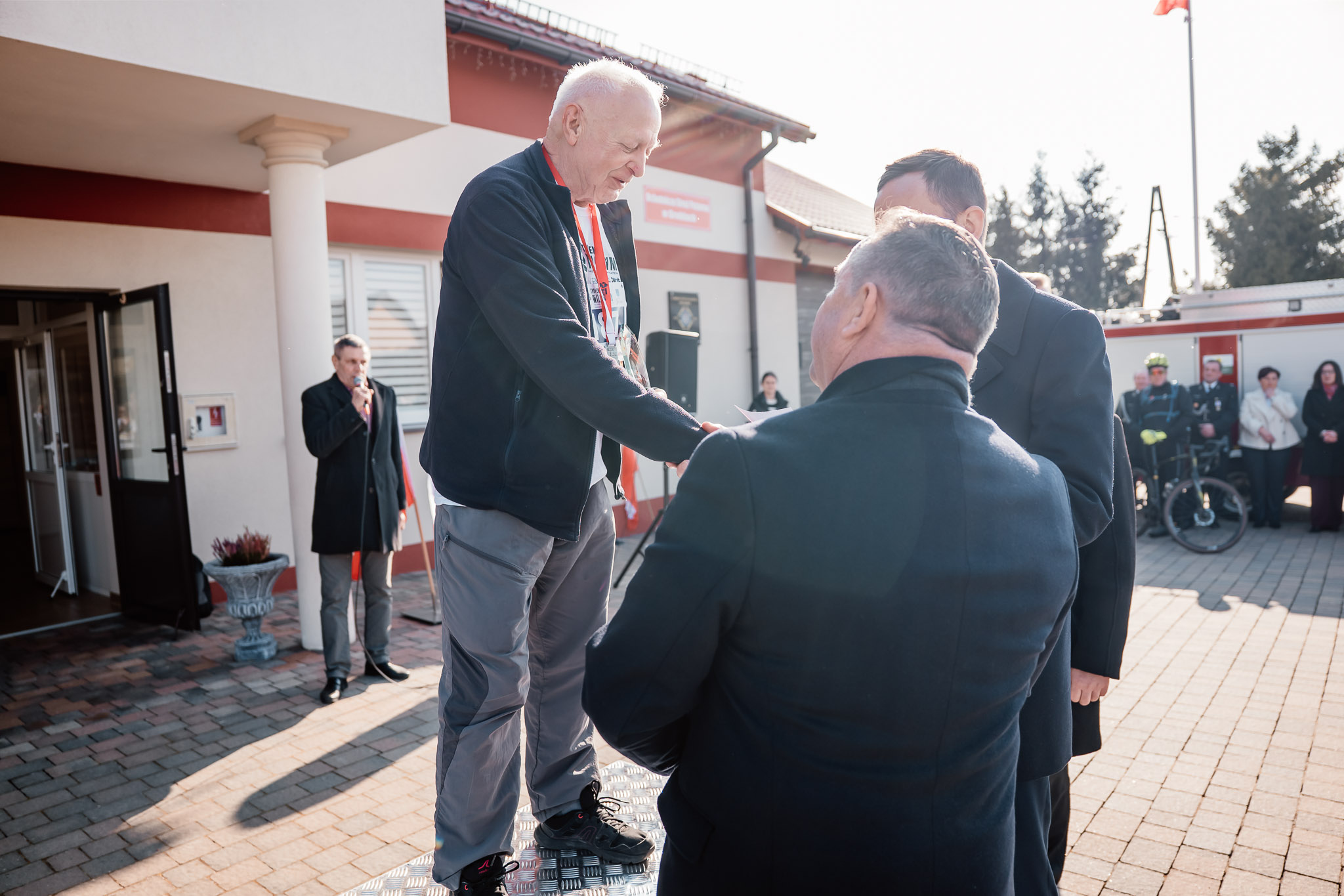 644543853 1347782107377177 5817149288305221432 N