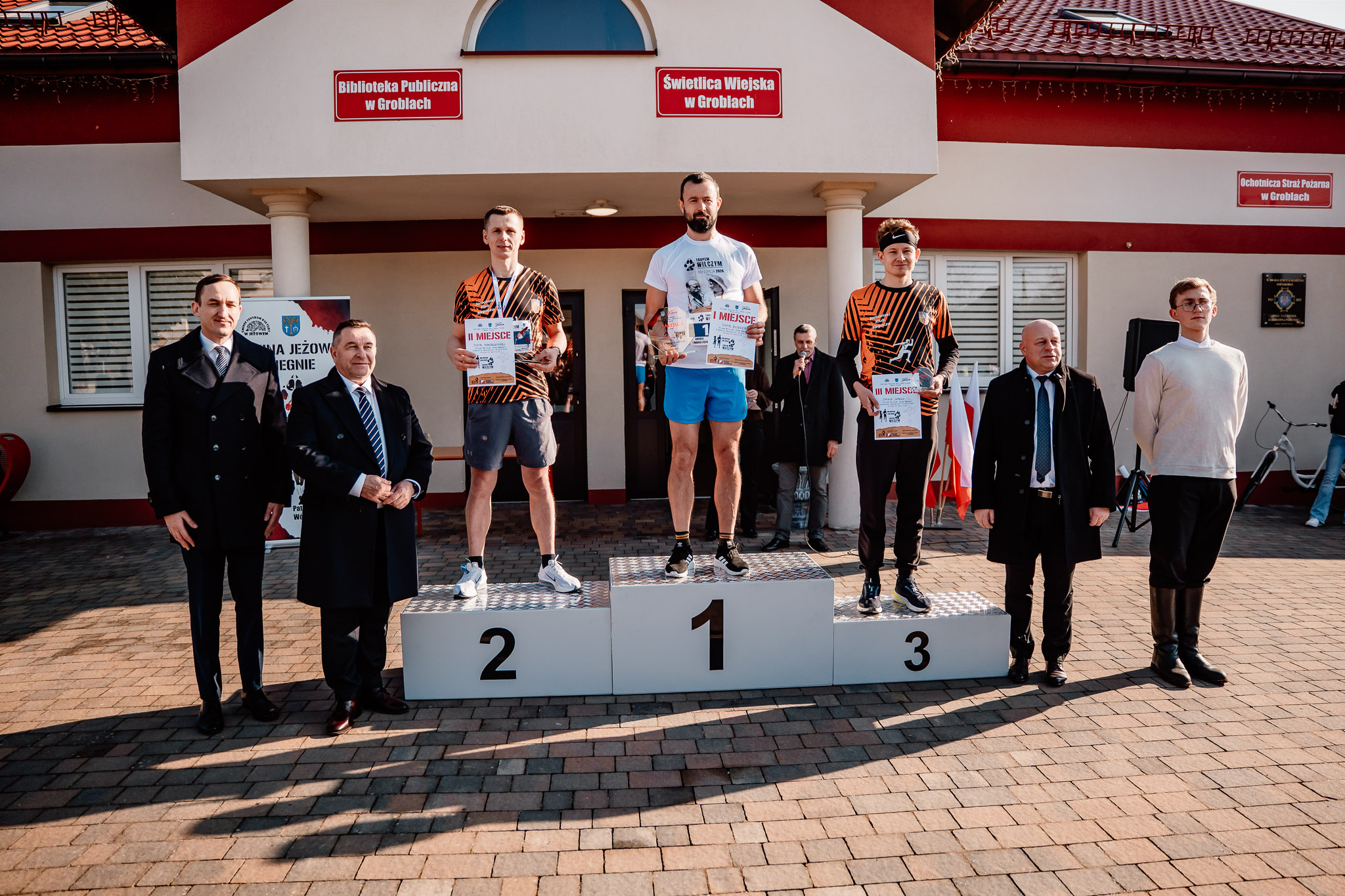 645443045 1347779837377404 3332448516939074899 N