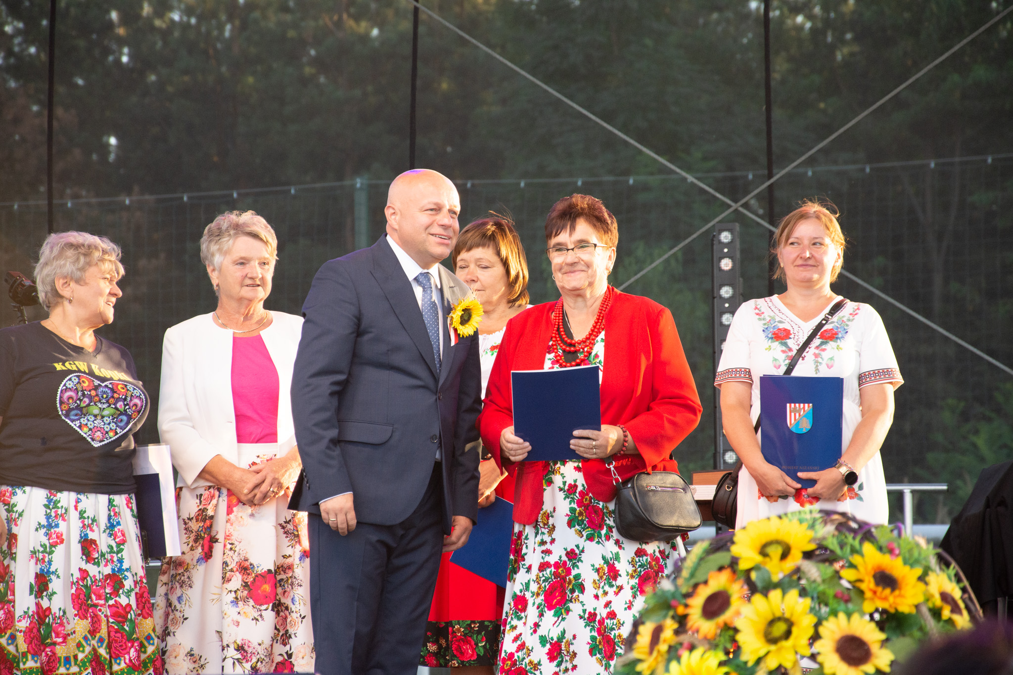 538618773 1189618413193548 56730671812348865 N