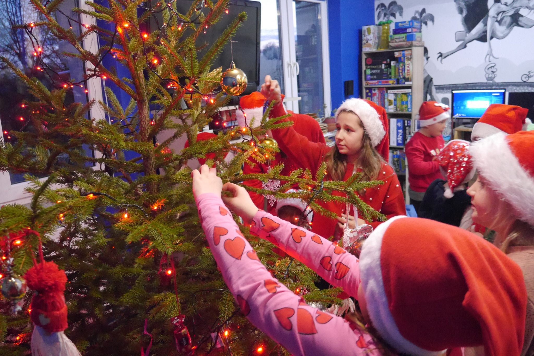 594121785 1315382817055876 1975468416429711555 N