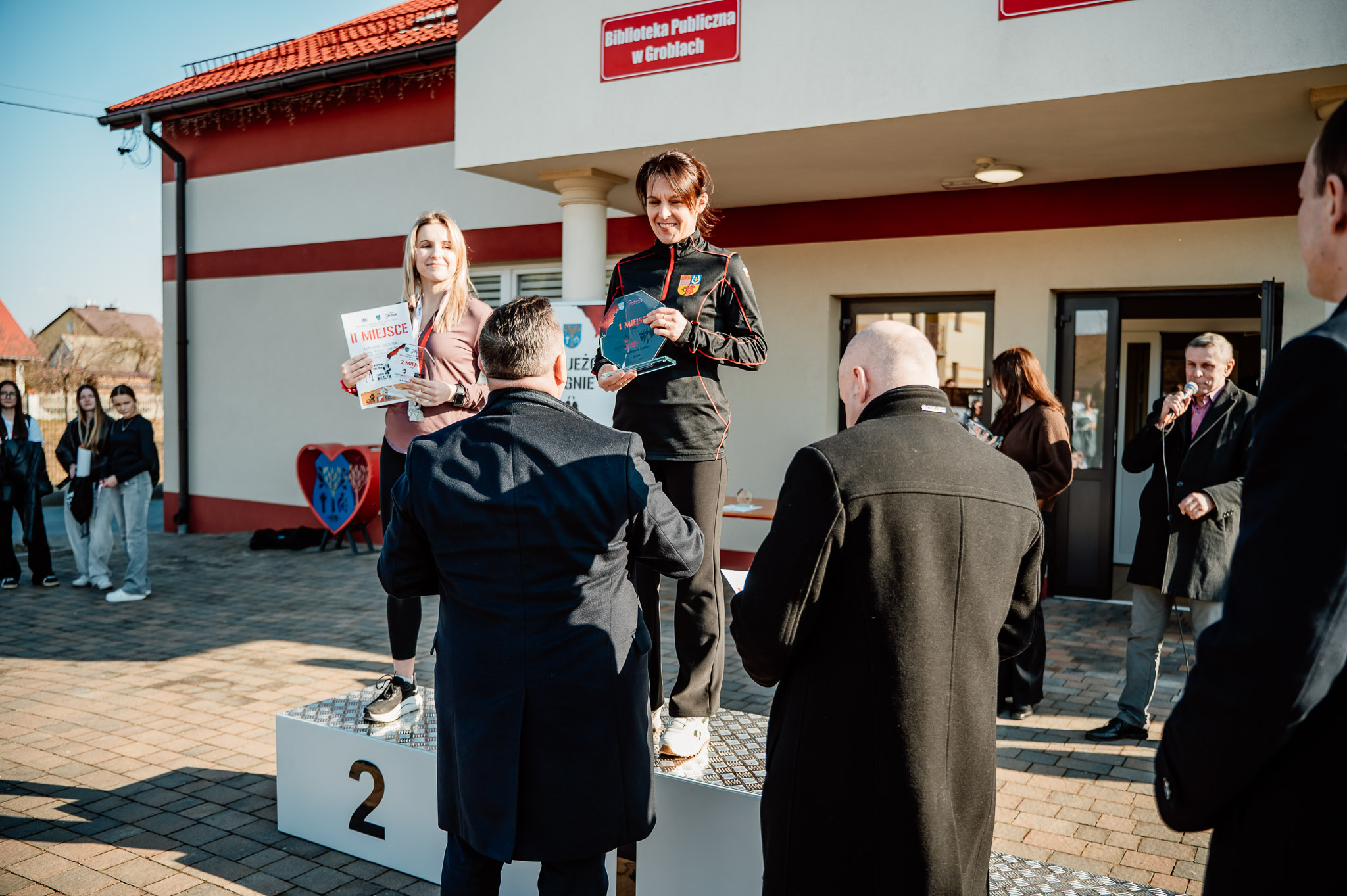 645638125 1347780667377321 2804635642847872101 N