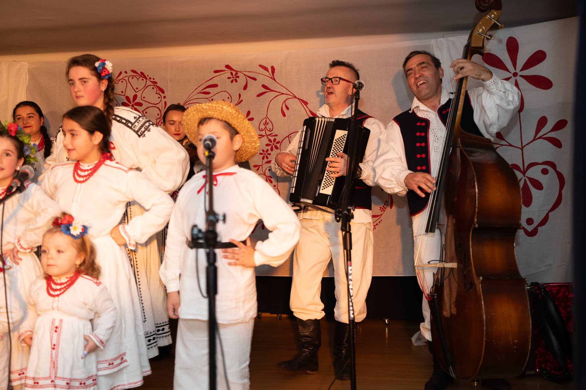 566275032 1237288351759887 2496873410780636190 N