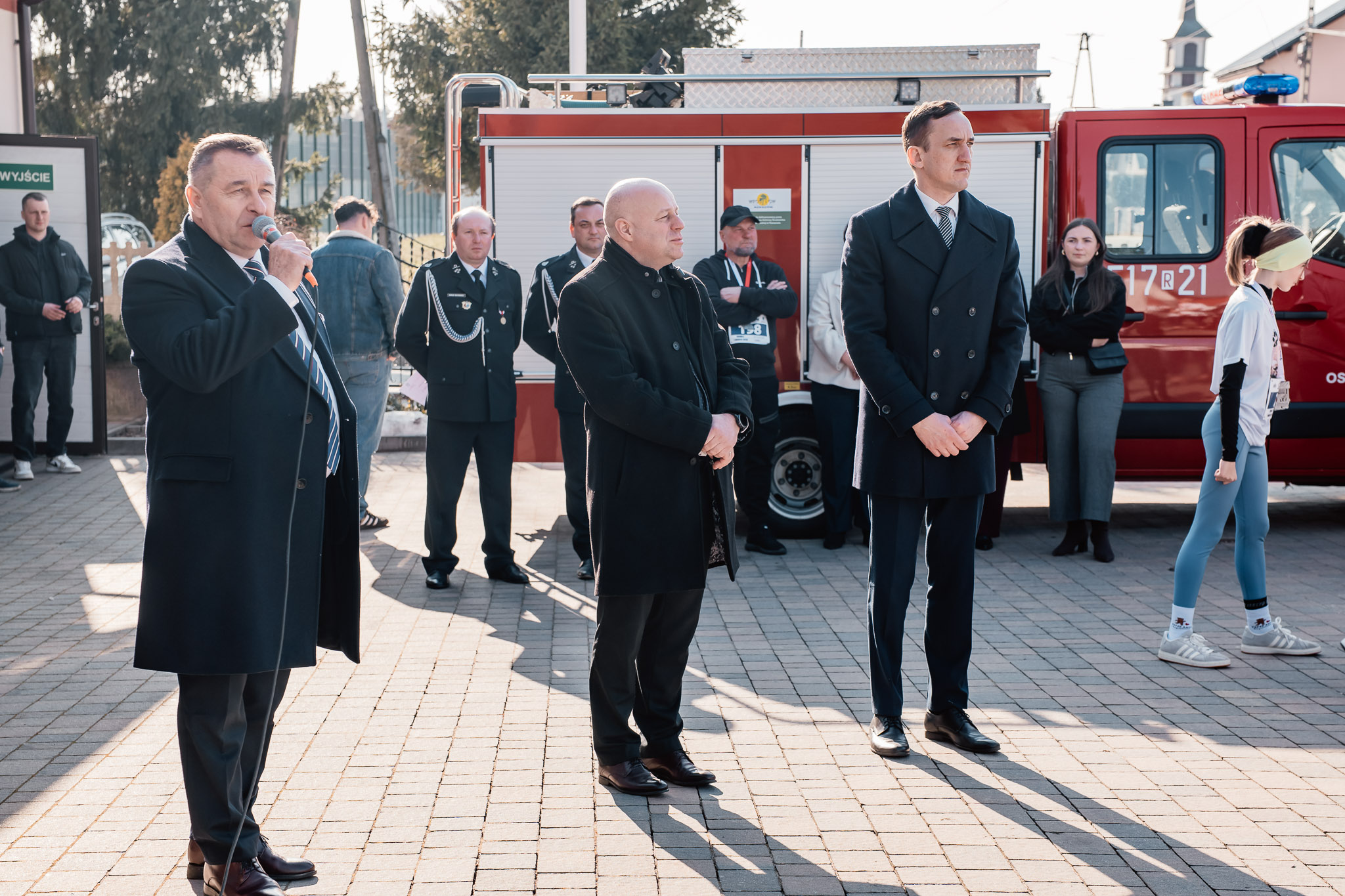 645467325 1347783540710367 4372939650756388784 N