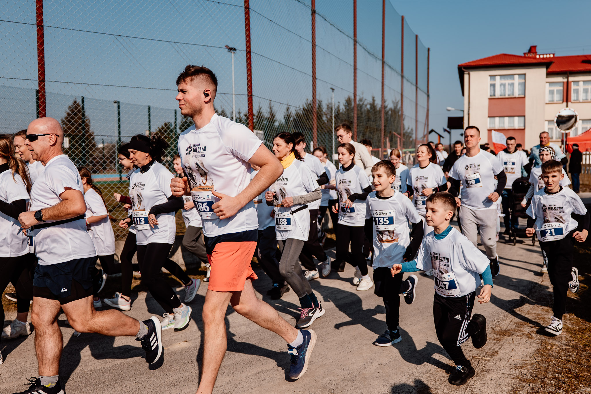 645385183 1347770287378359 5351528953846465051 N