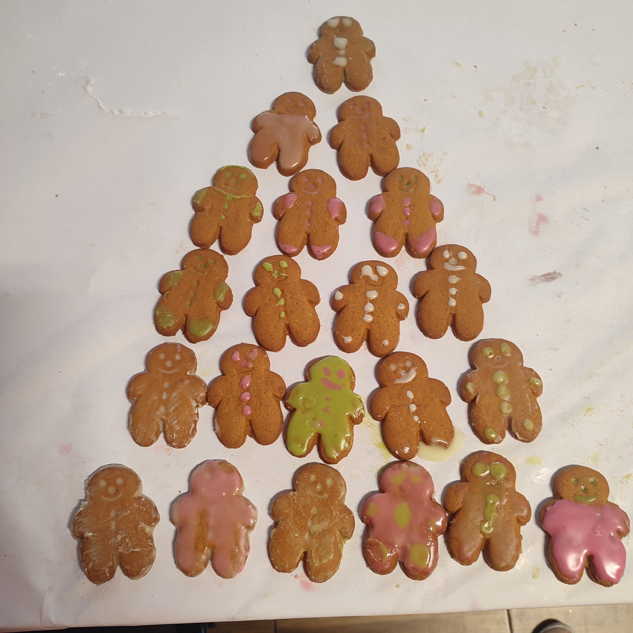 600187473 1269824478512000 3850026881016036479 N