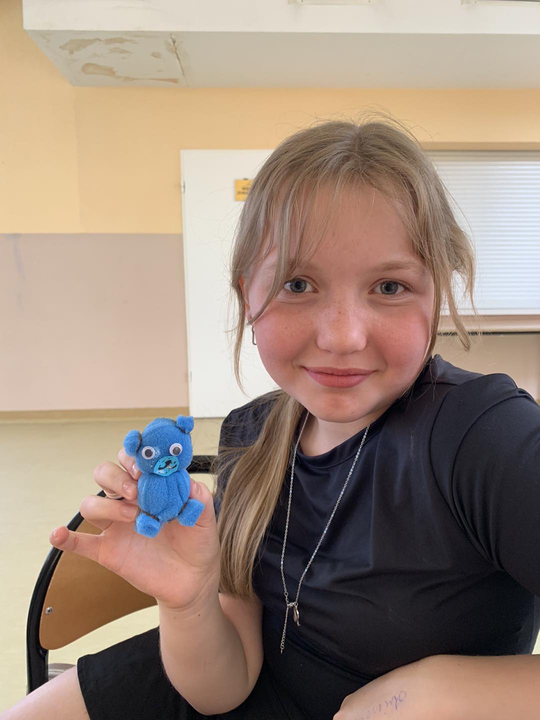 499980015 589475087498225 1095216031134475092 N