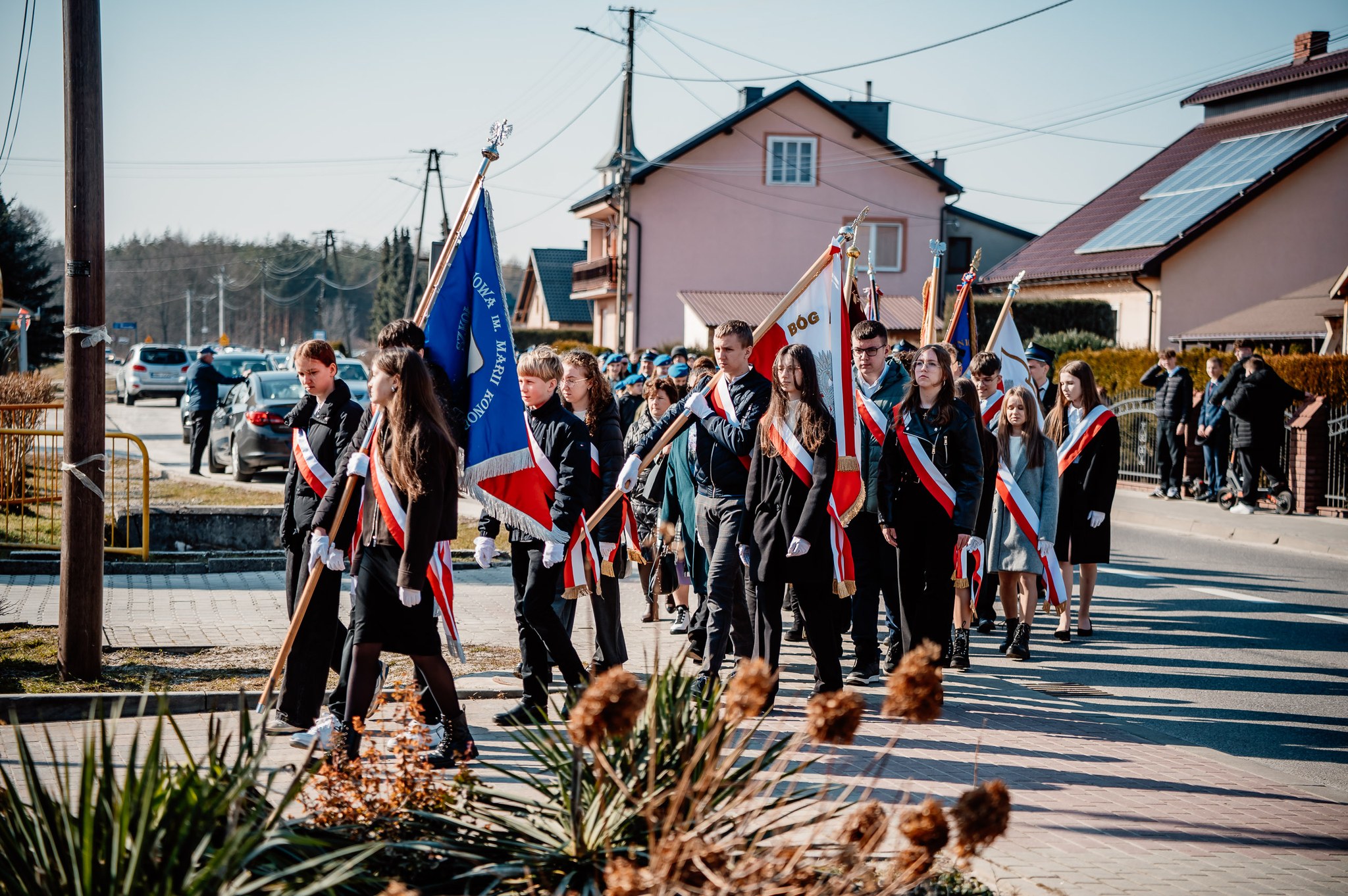 642715912 1347530857402302 38796885394489921 N