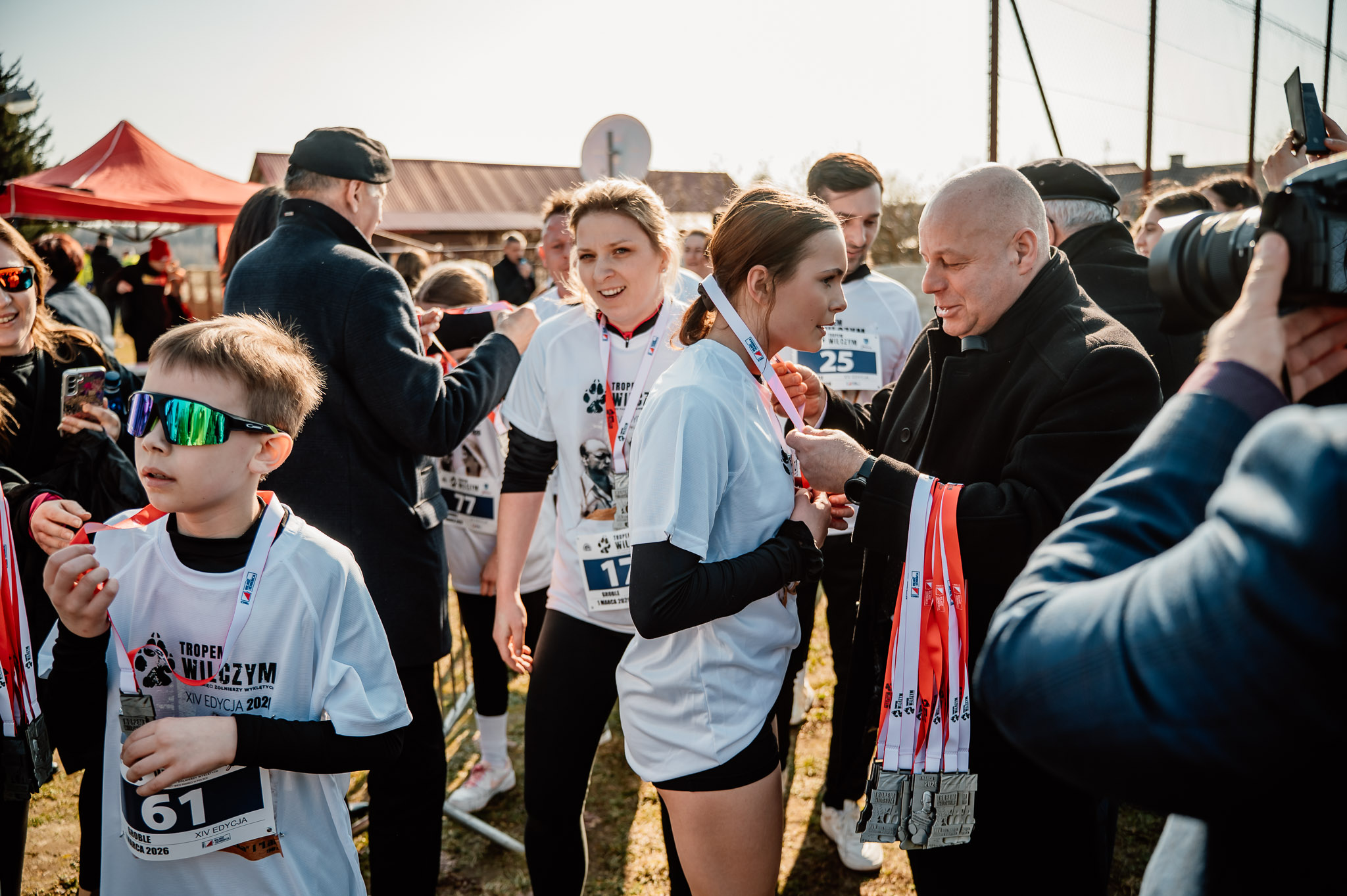 645676185 1347776097377778 4037524768742191853 N