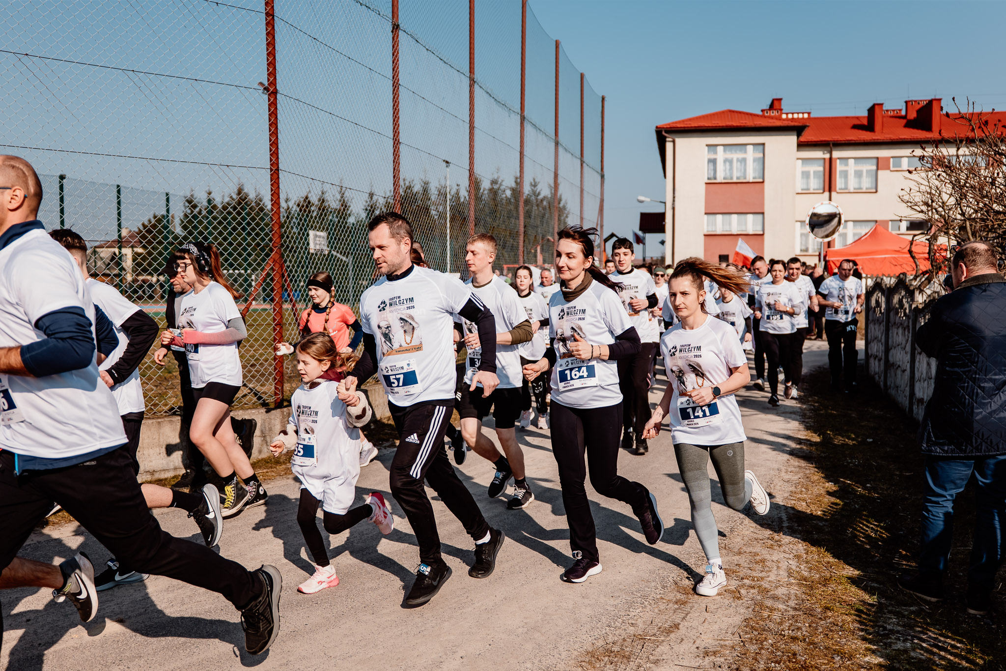 645480876 1347769744045080 3606241253540836222 N