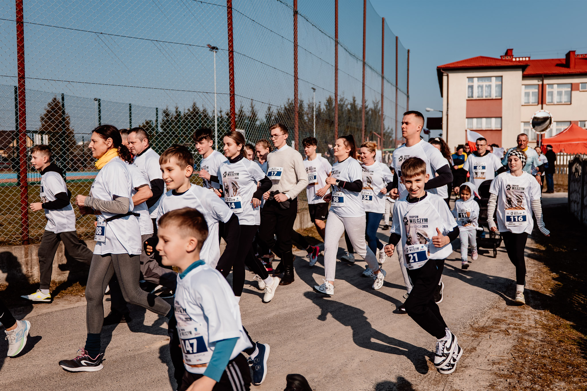 645398943 1347770330711688 2554176896991996277 N