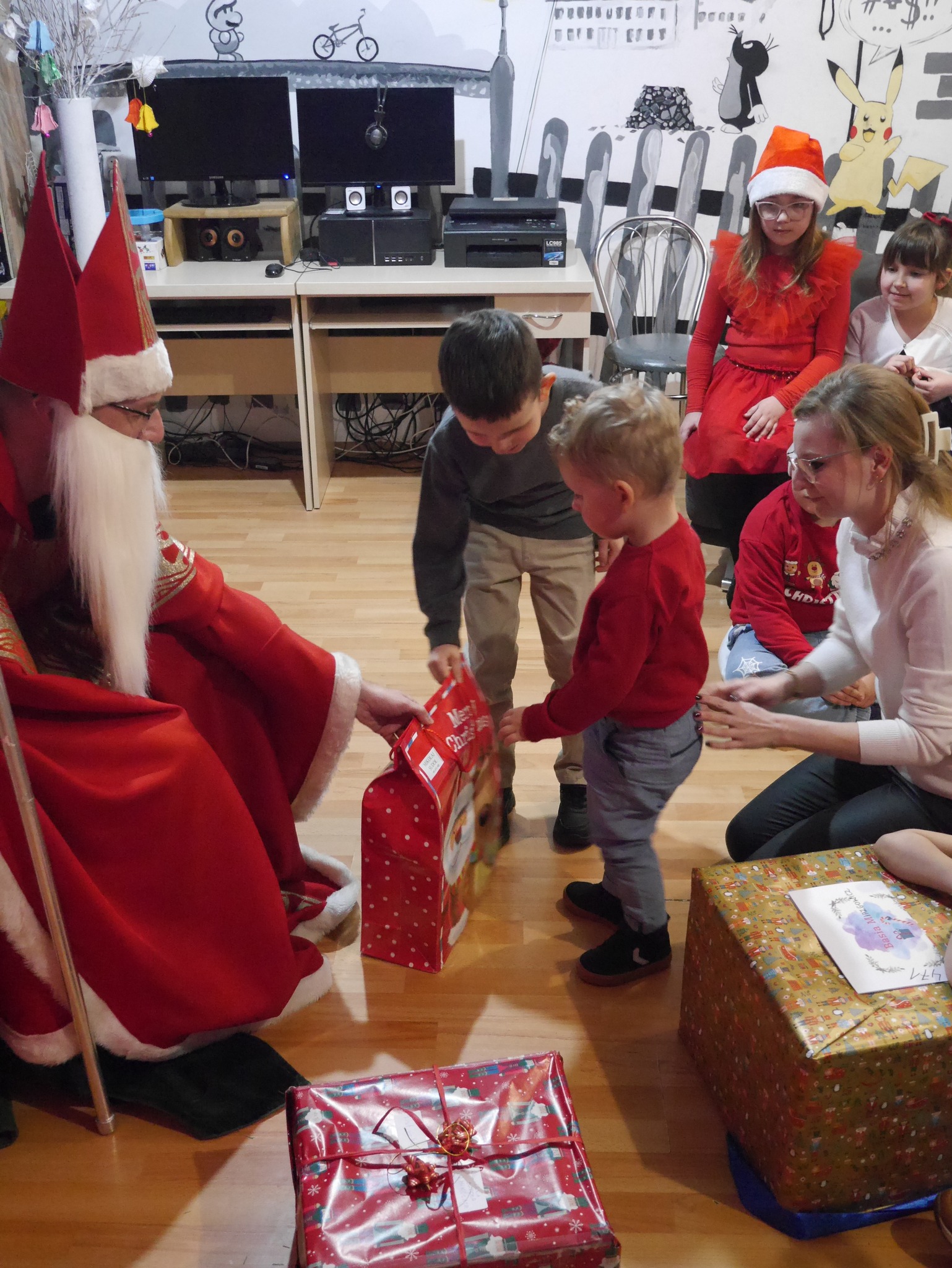 605077991 1327804935813664 1873021513429029451 N