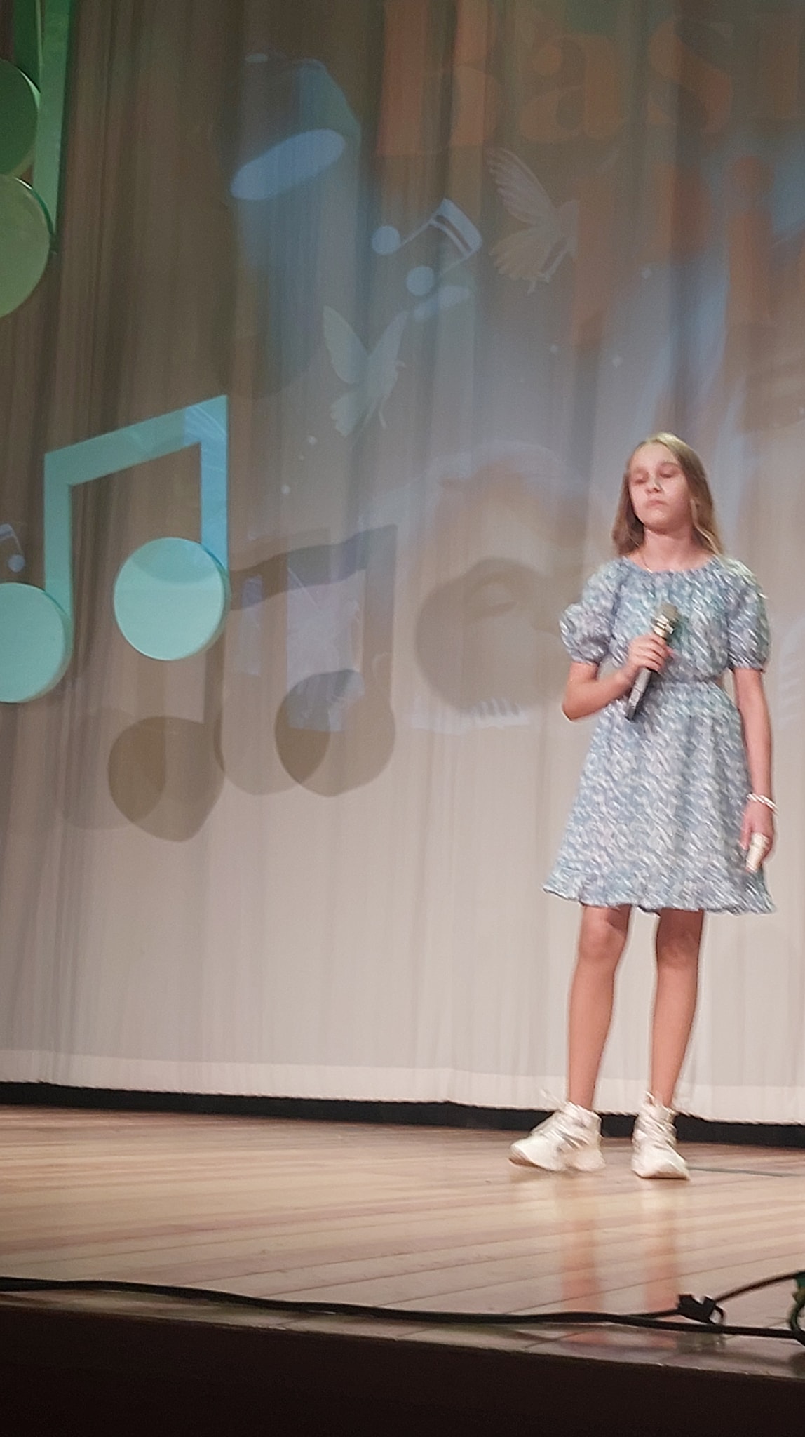 571164733 122157209744751817 9064602253305776530 N