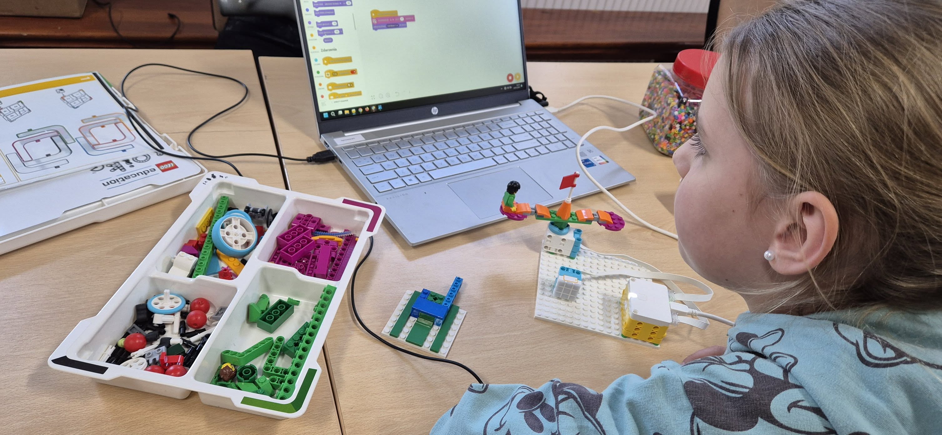 489887396 1055862399915433 2216183117636276310 N