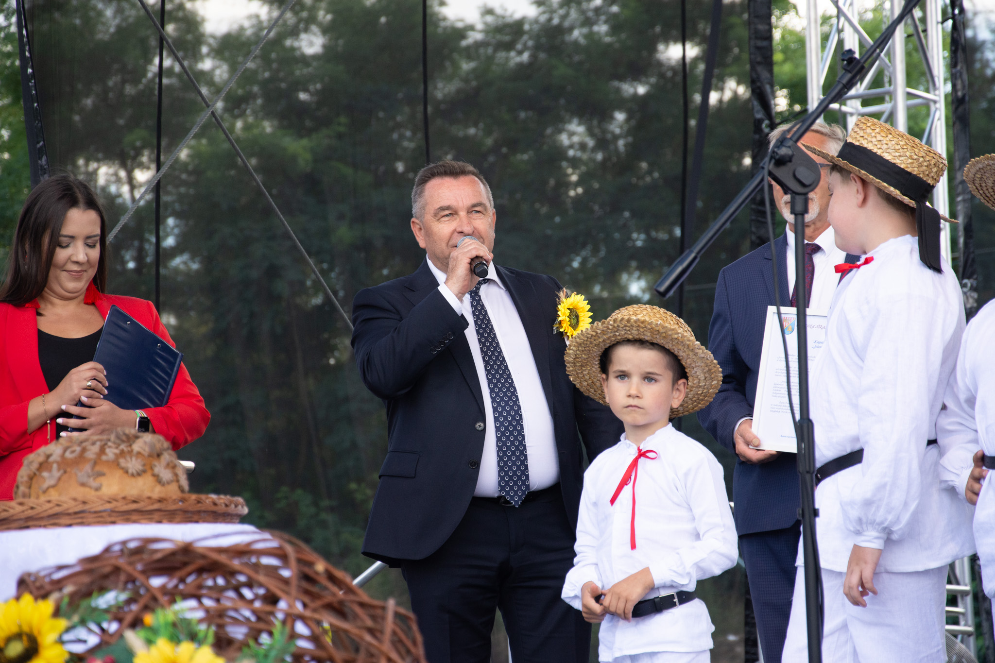 538478848 1189616786527044 3056891454717262999 N