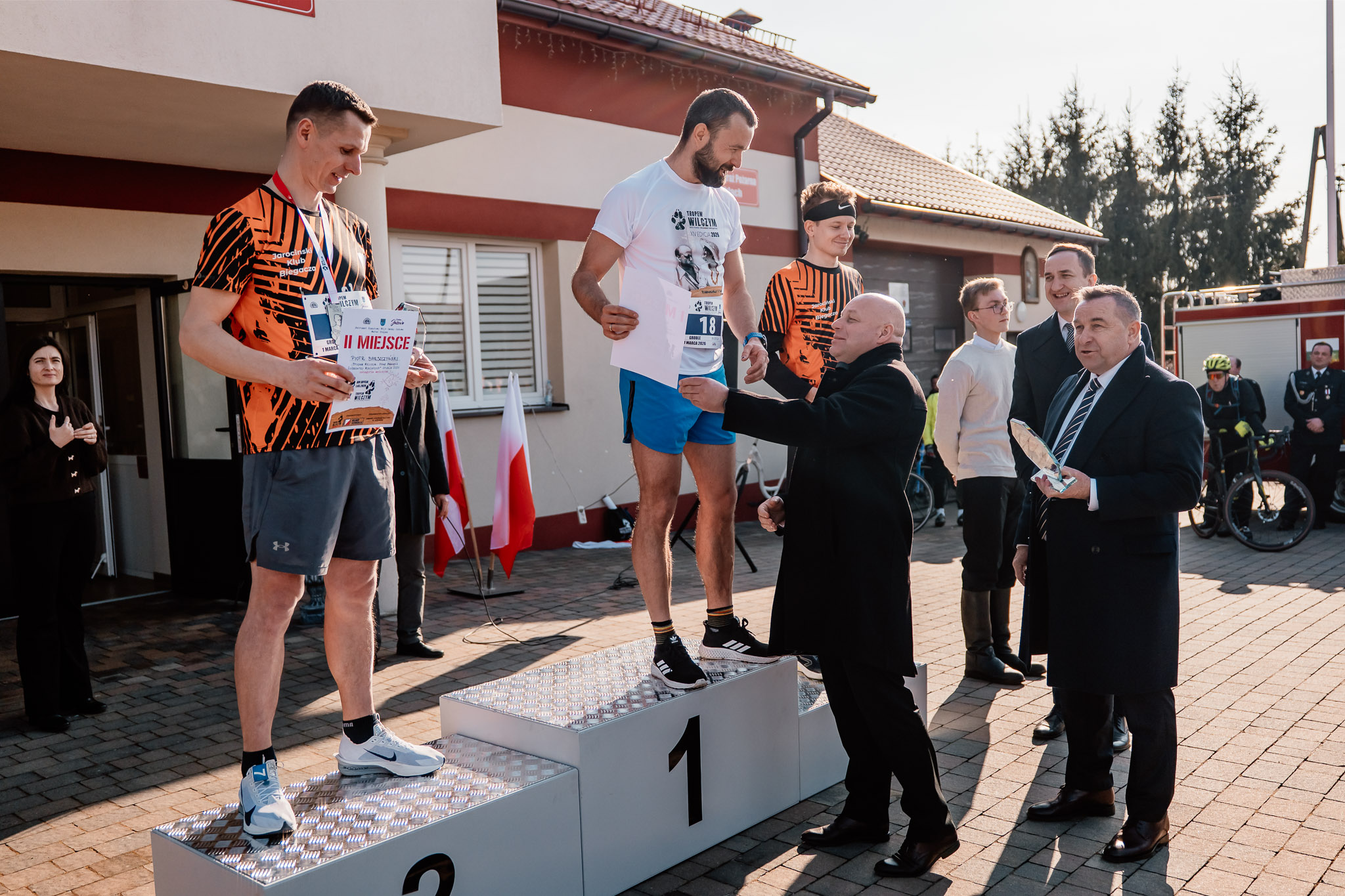 645581077 1347779610710760 7410576357775767782 N