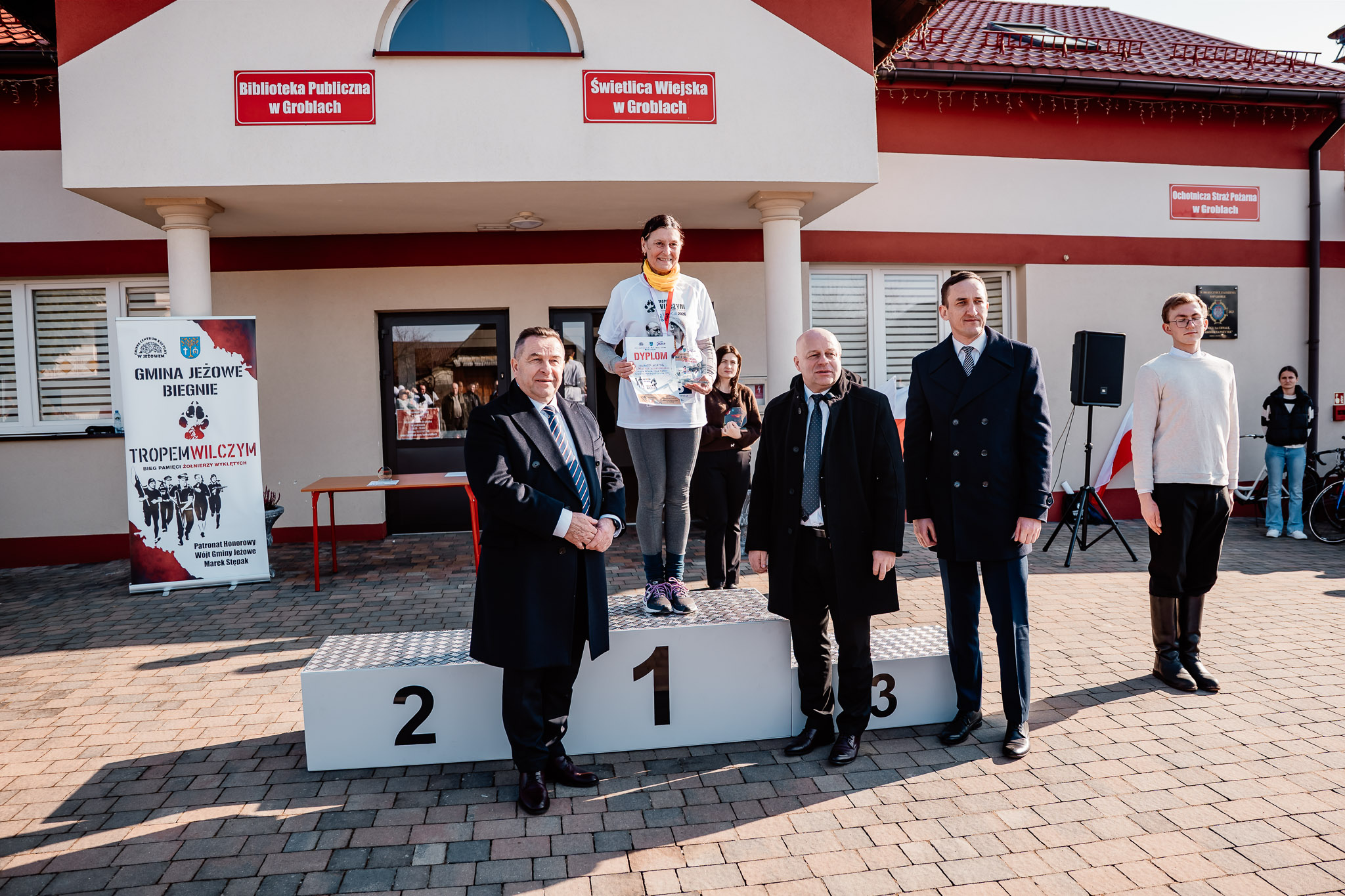 645186426 1347781974043857 4743107913281056333 N