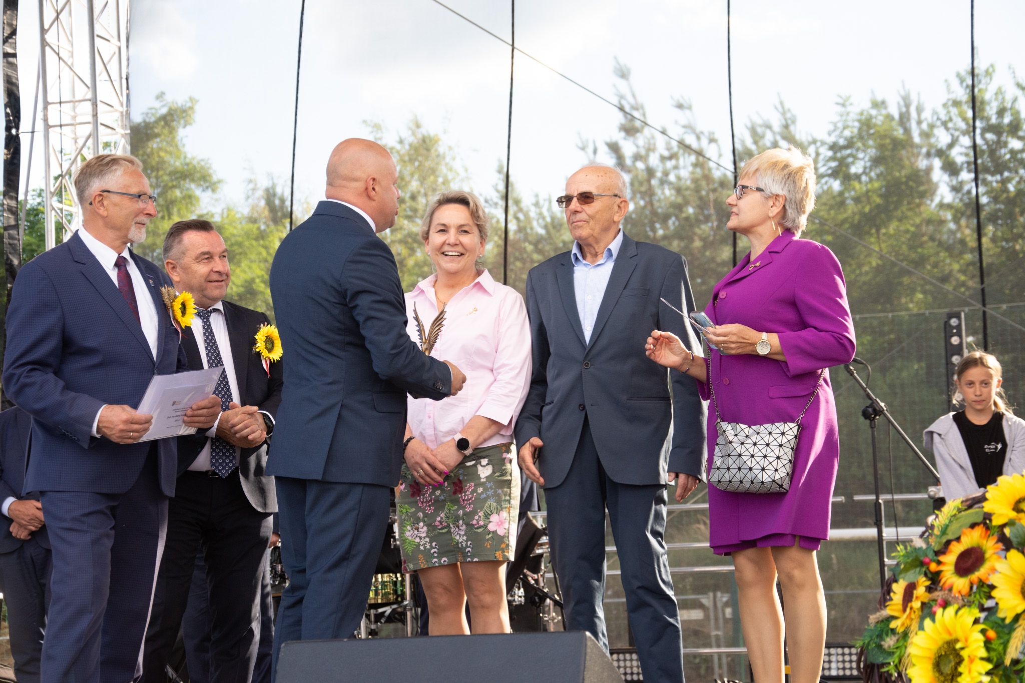 539243696 1189617709860285 221295617114497631 N