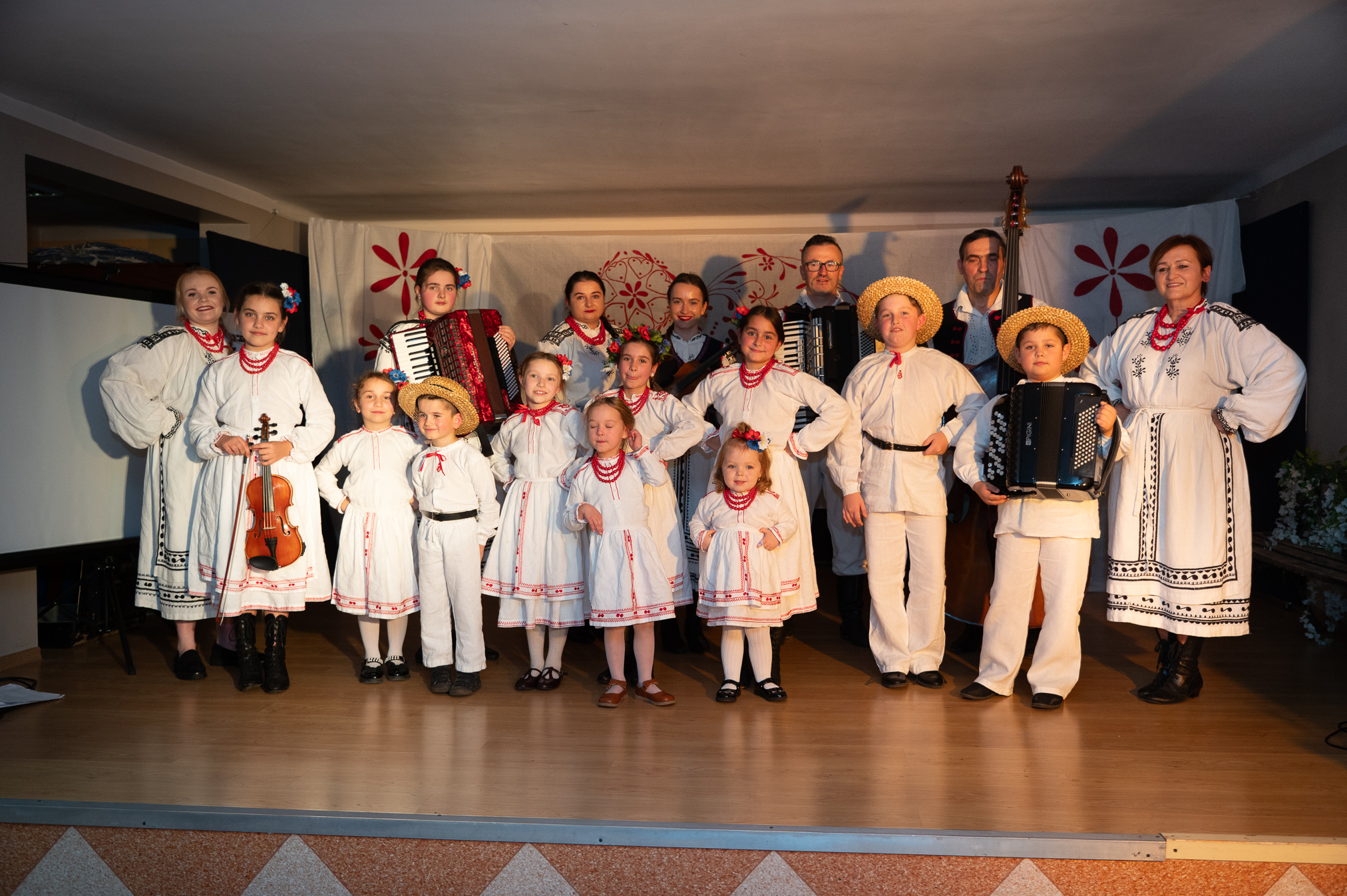 566237407 1237288791759843 7851049088888346432 N