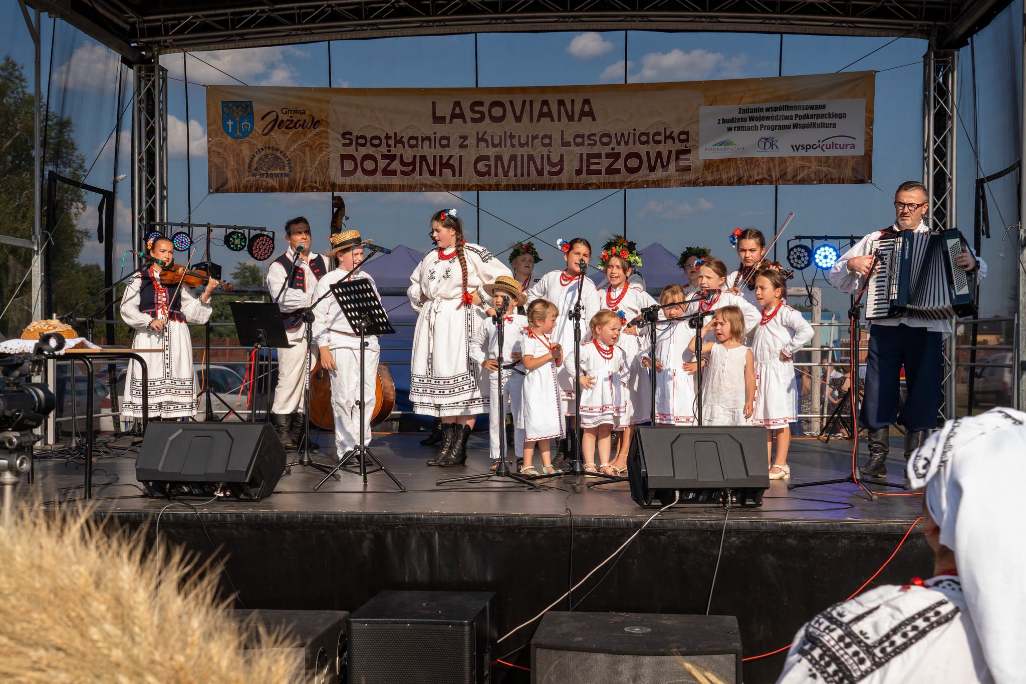 LASOVIANA- Spotkania z kulturą lasowiacką i DOŻYNKI GMINY JEŻOWE