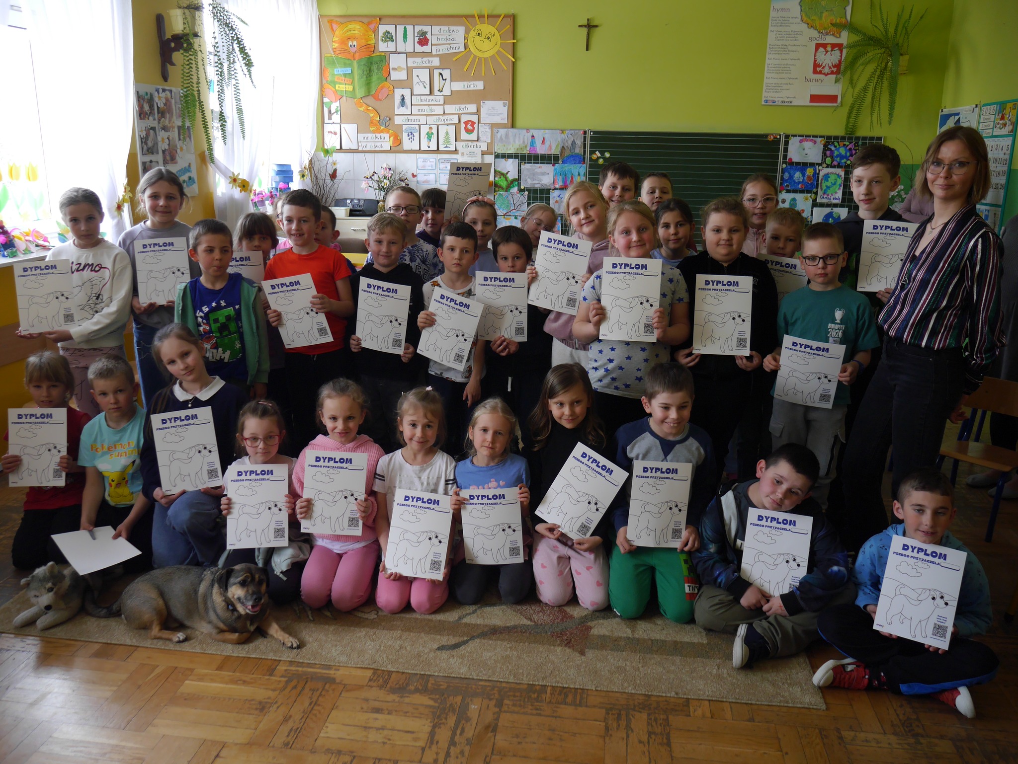Spotkanie autorskie z Martą Maj i jej psem Preclem dla uczniów z klas I-III z PSP w Cholewianej Górze