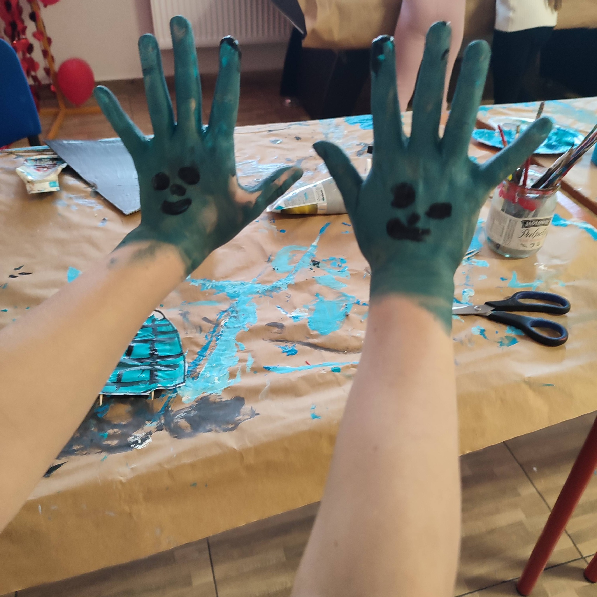 643922715 1328262719334842 4211210256910401062 N