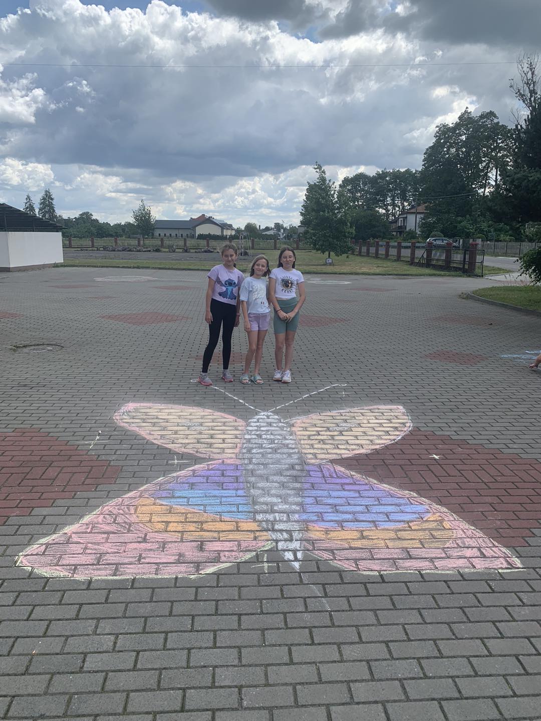 524381739 637088236070243 7018229572919405 N