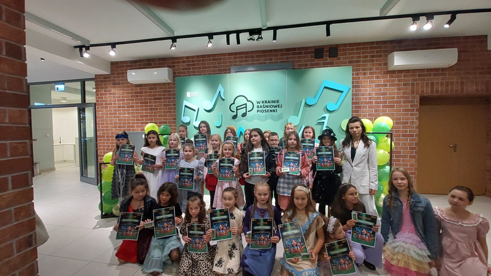 568424410 122157210650751817 4844372980678999221 N