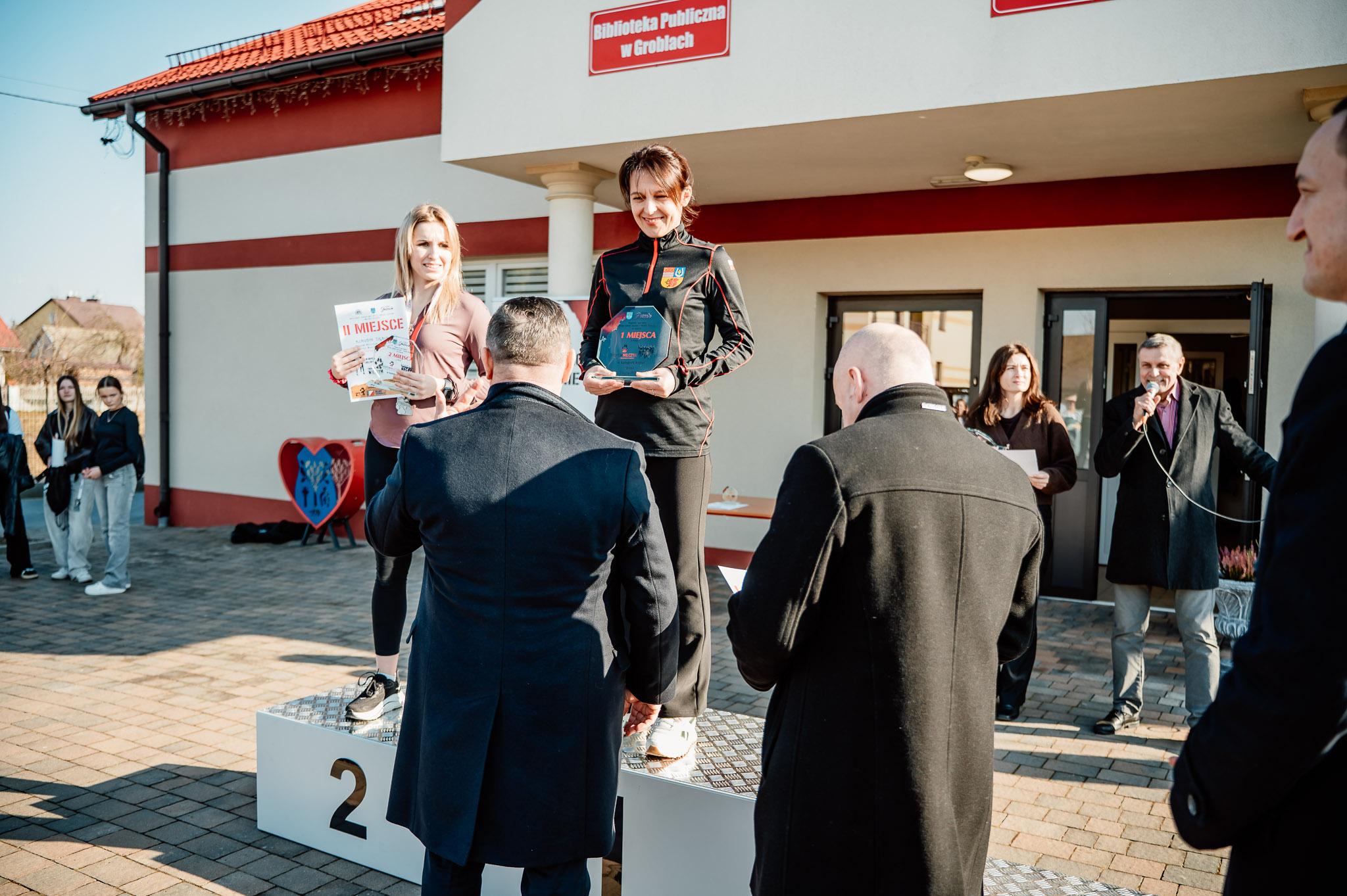 645491477 1347780680710653 2496812805804326773 N