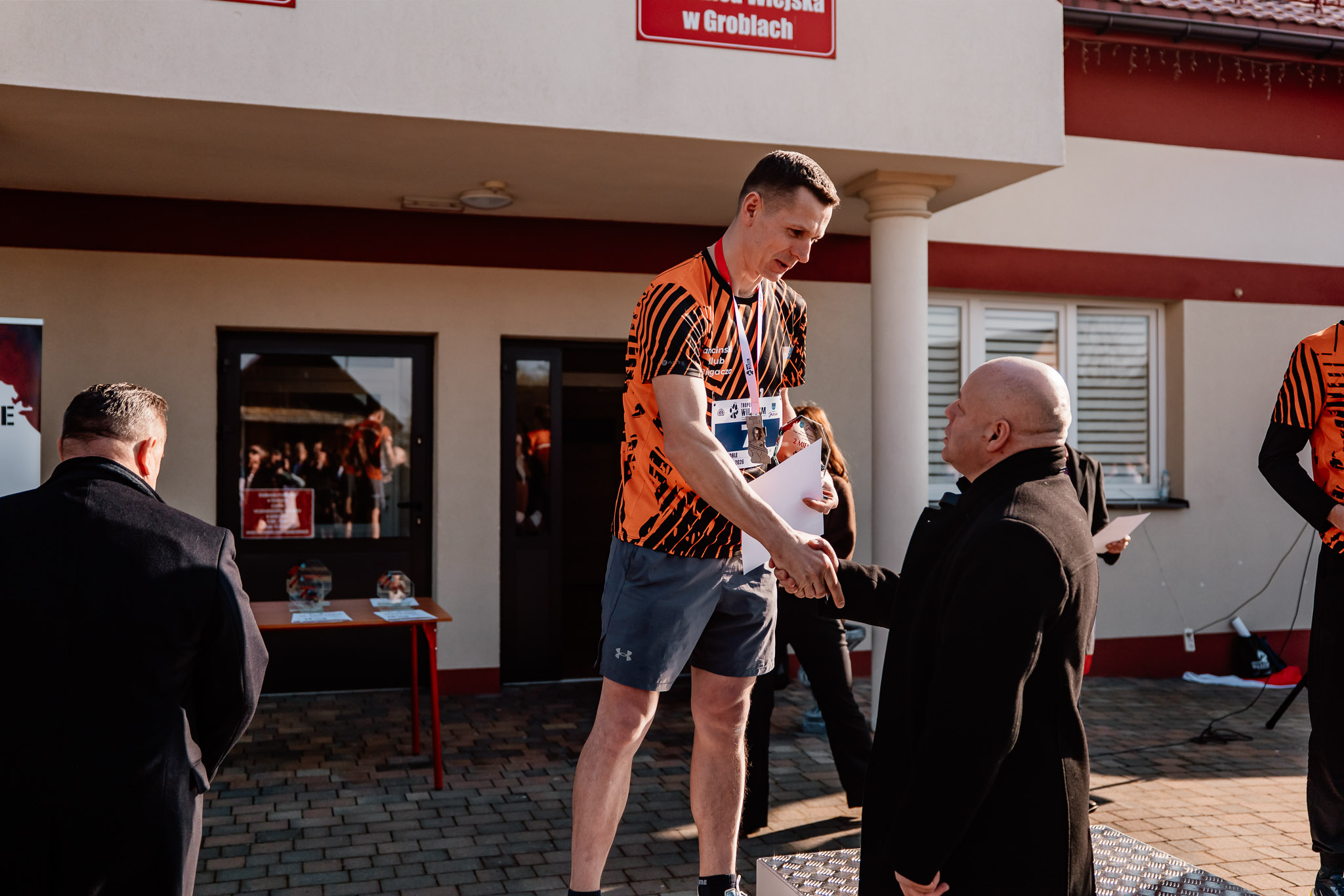 645408835 1347779040710817 2373718302583181035 N