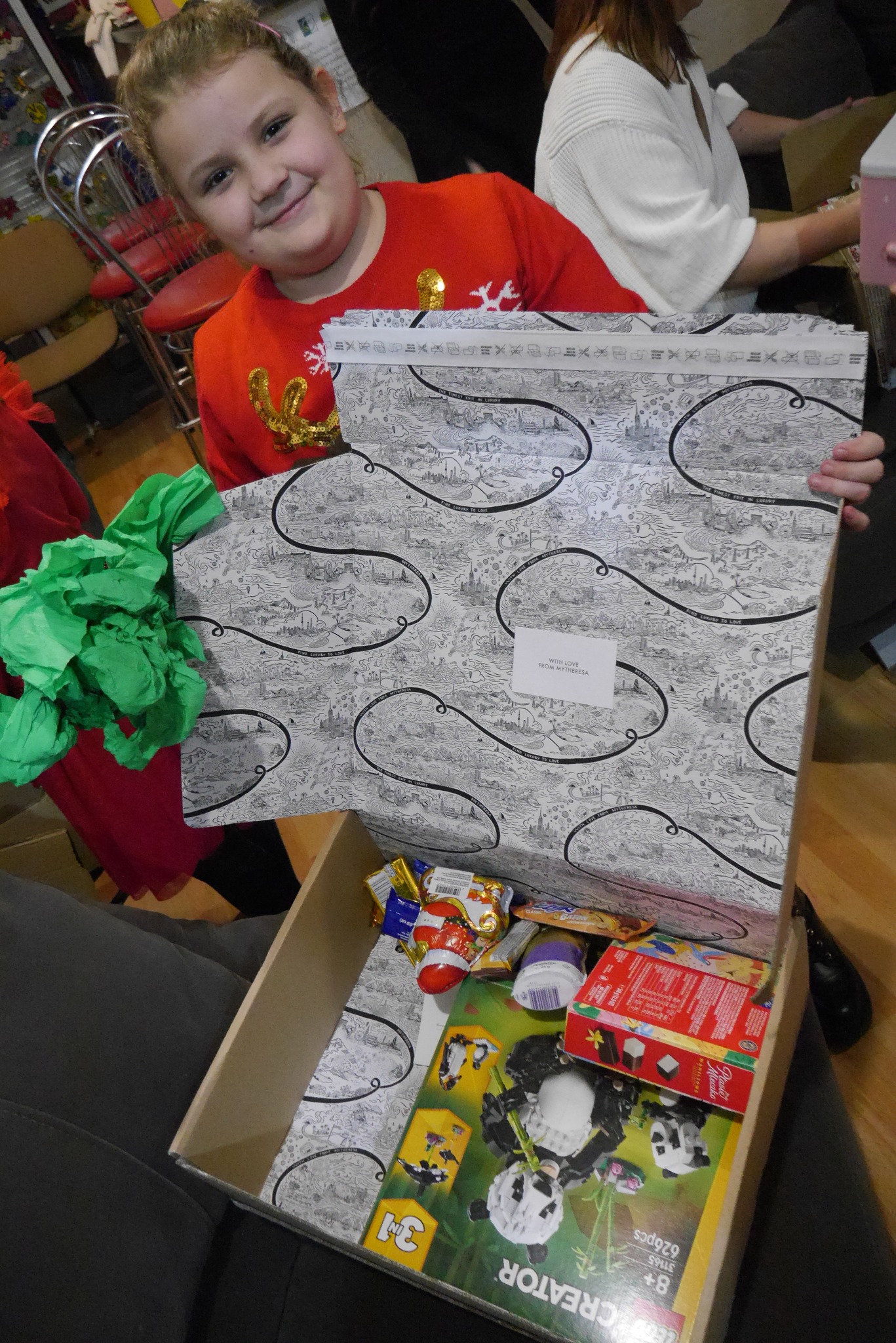 605396259 1327806749146816 6746133399432129255 N