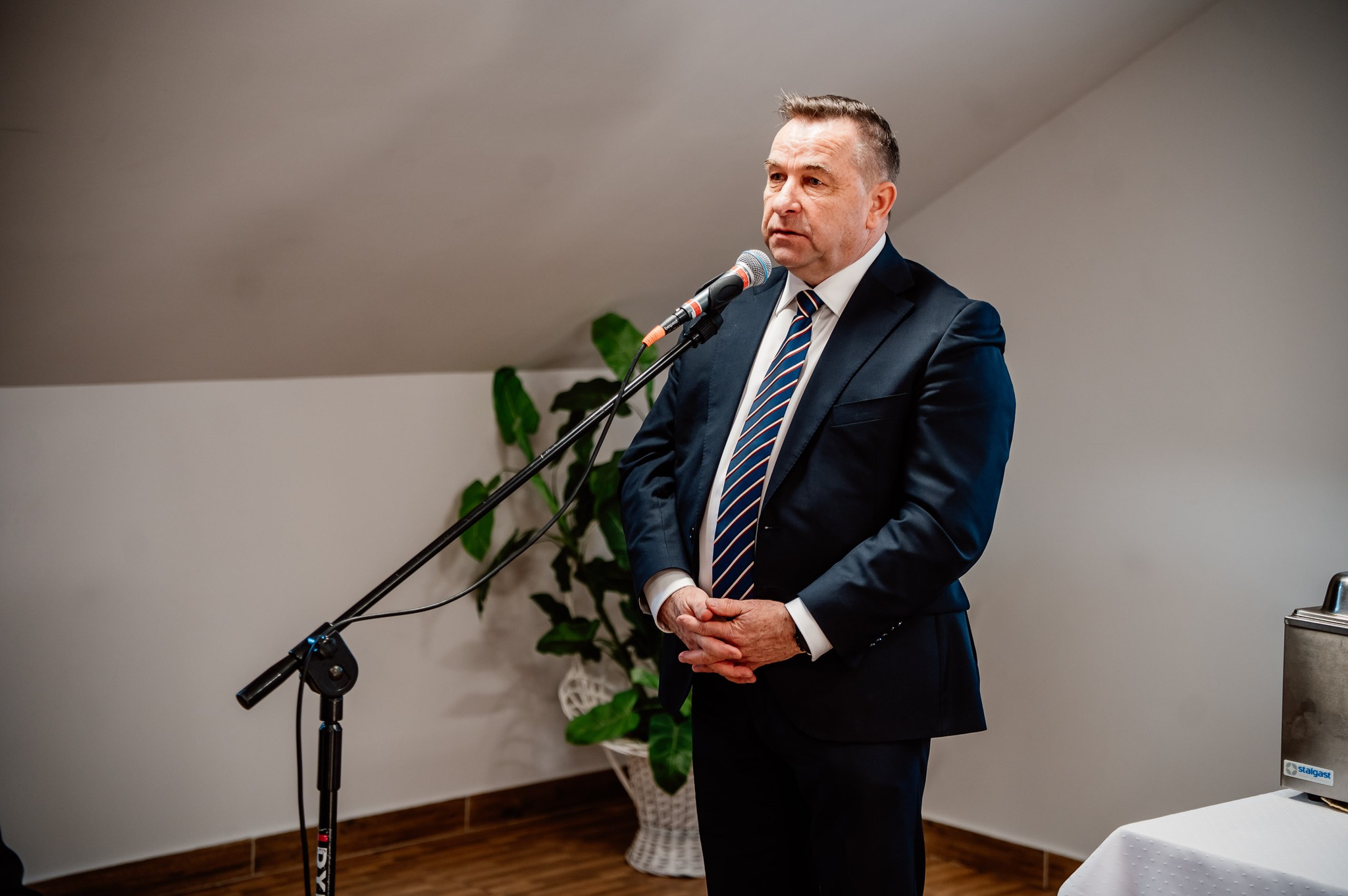 645207776 1347531270735594 4466183955531729956 N