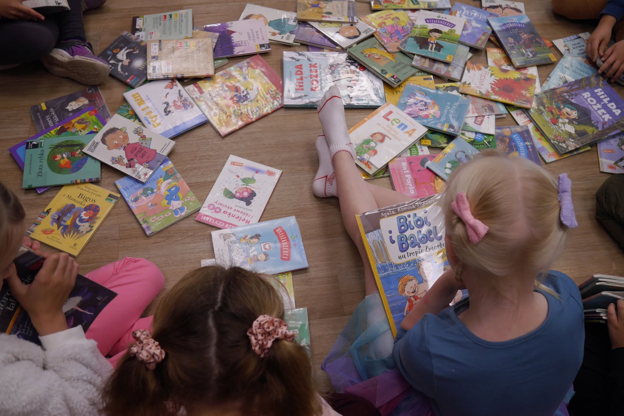 Spotkania biblioteczne dla dzieci z przedszkola oraz uczniów klasy pierwszej