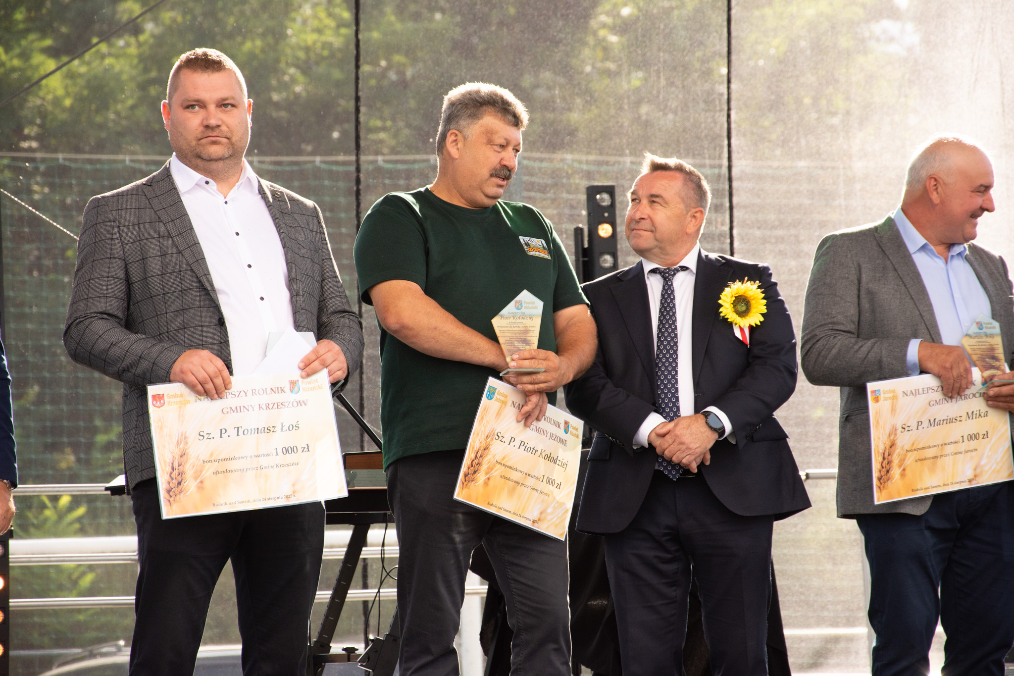 540942212 1189617399860316 1758578128458684939 N