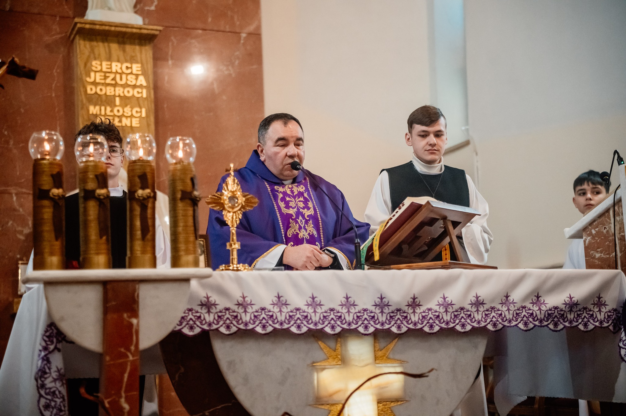 646159799 1347527387402649 906214519995010399 N