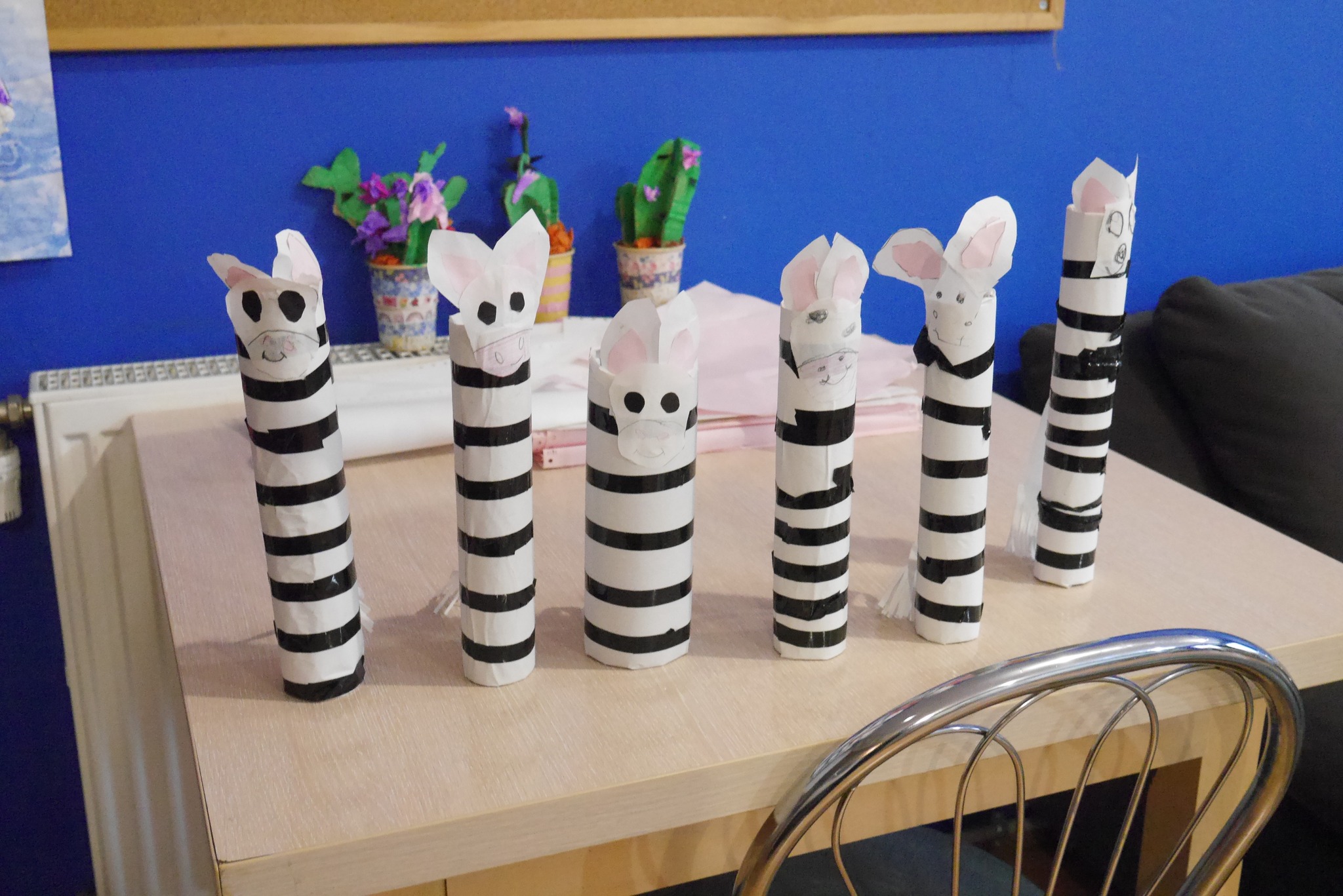 589896079 1309082964352528 2352774966576561000 N