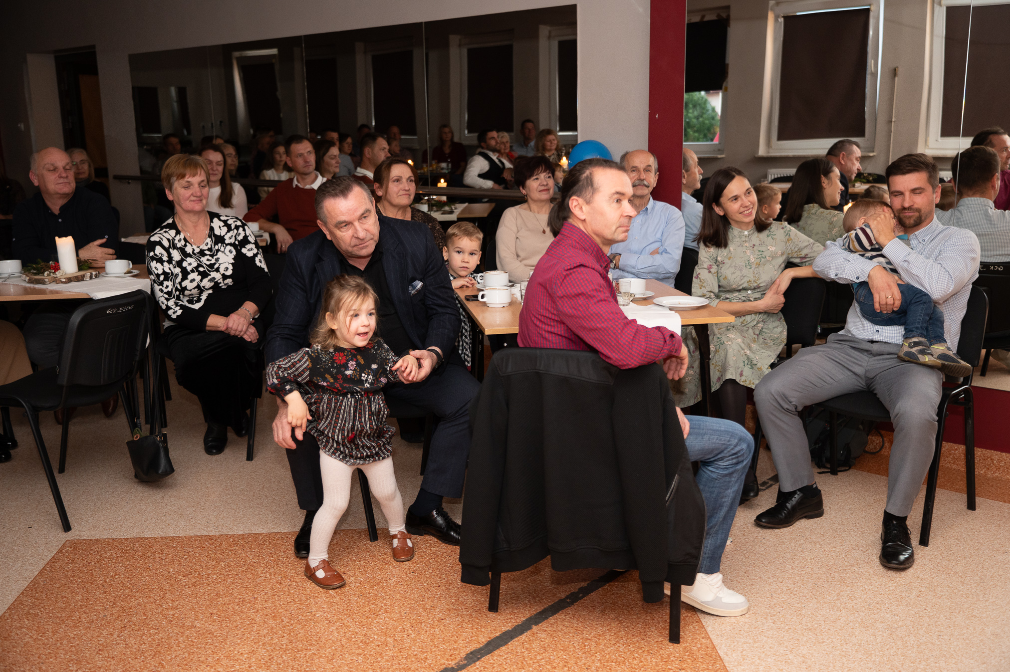 562352112 1237288605093195 7063475248509717782 N