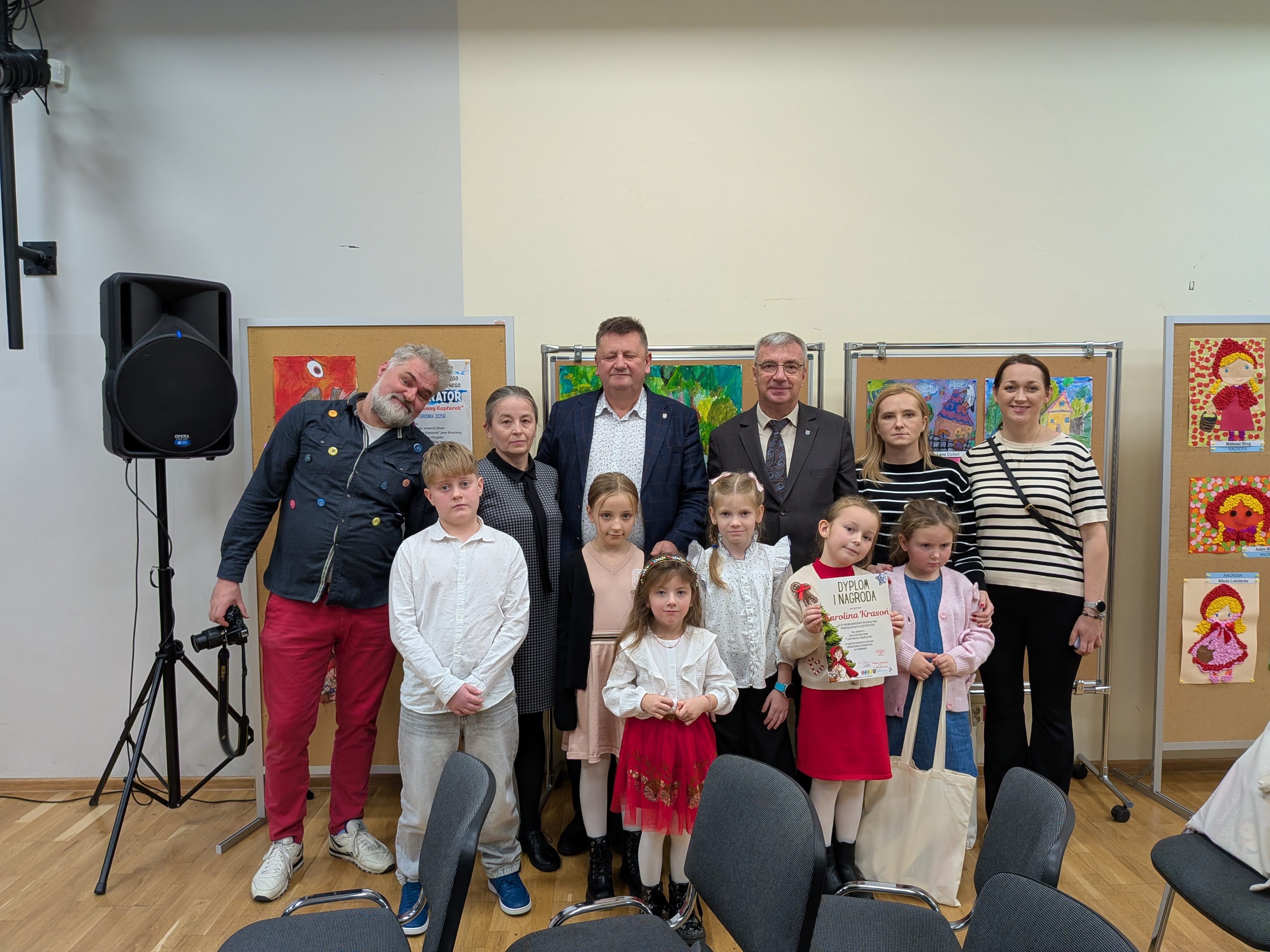 PXL 20251204 095248155