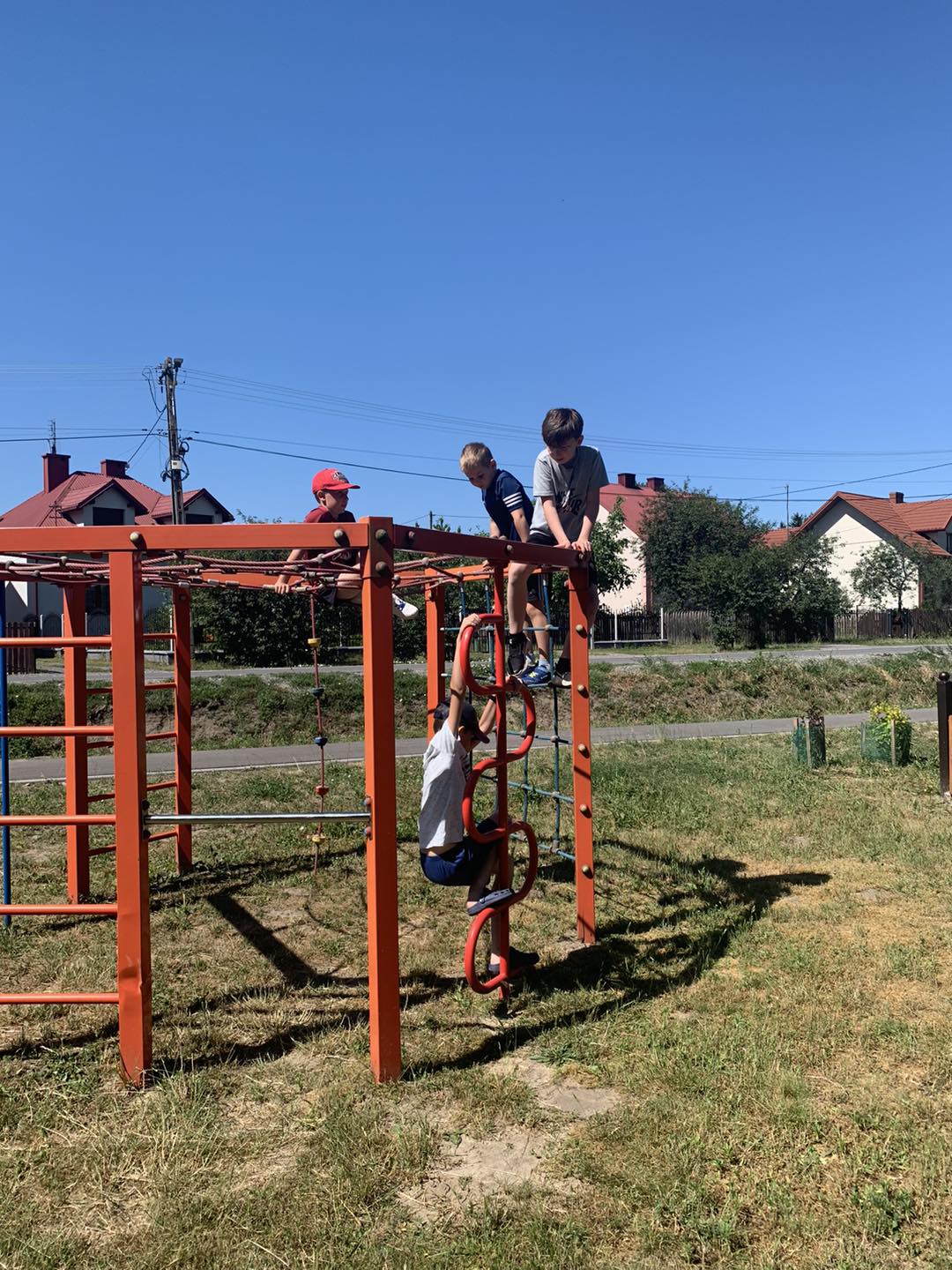 504377629 621316560980744 5487831966076511233 N