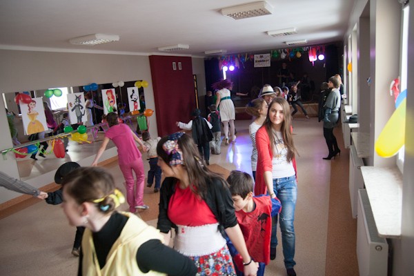 Zabawa karnawałowa dla dzieci w GCK Jeżowe