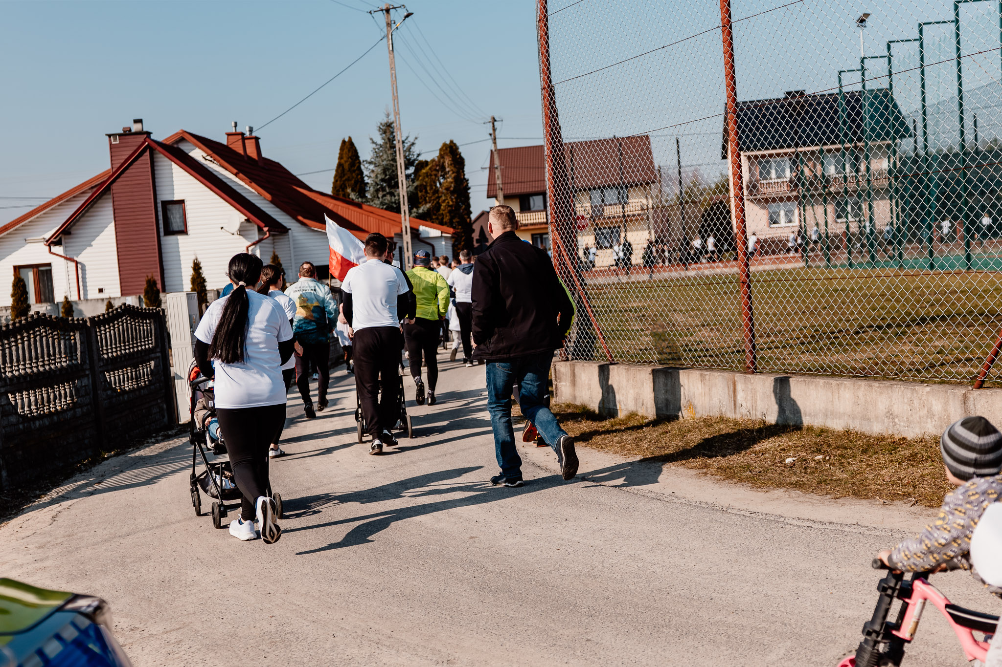 644324389 1347770927378295 6859154837880105600 N