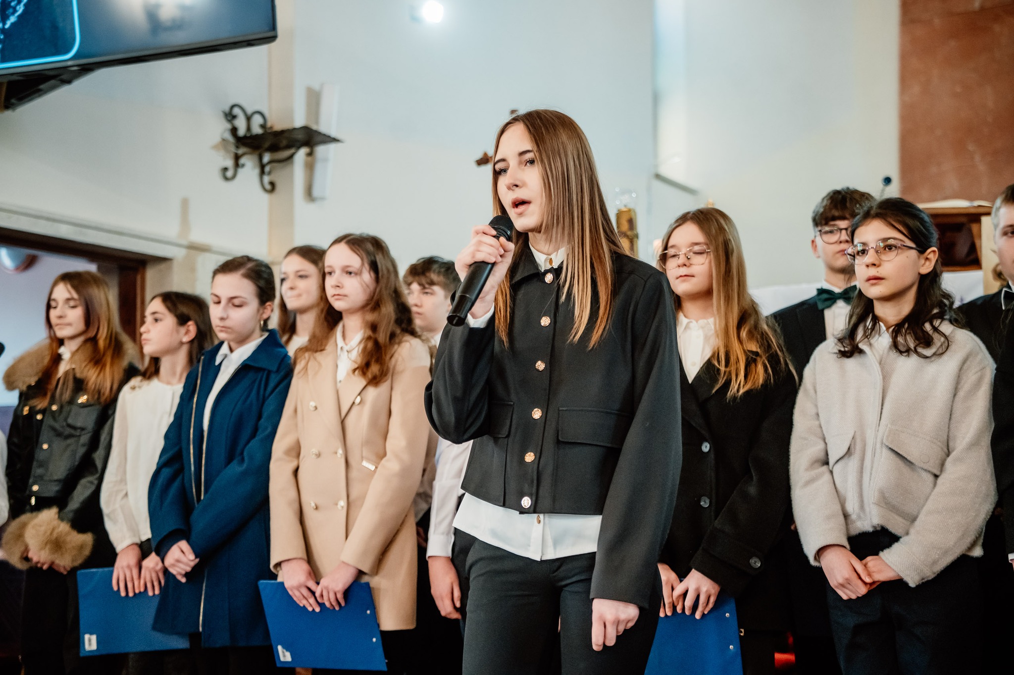 643909096 1347529490735772 873773862617637968 N